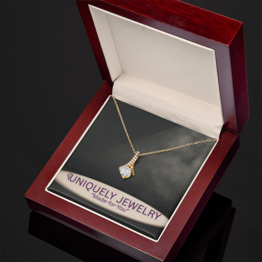 Alluring Beauty Necklace